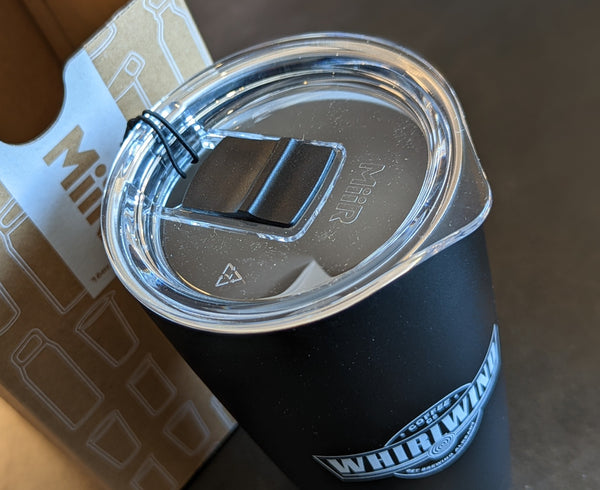 slide top lid for easy sipping.